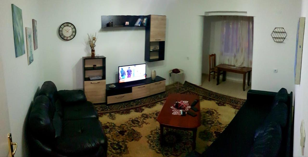Home Flori&Vili Shkodër Exterior foto